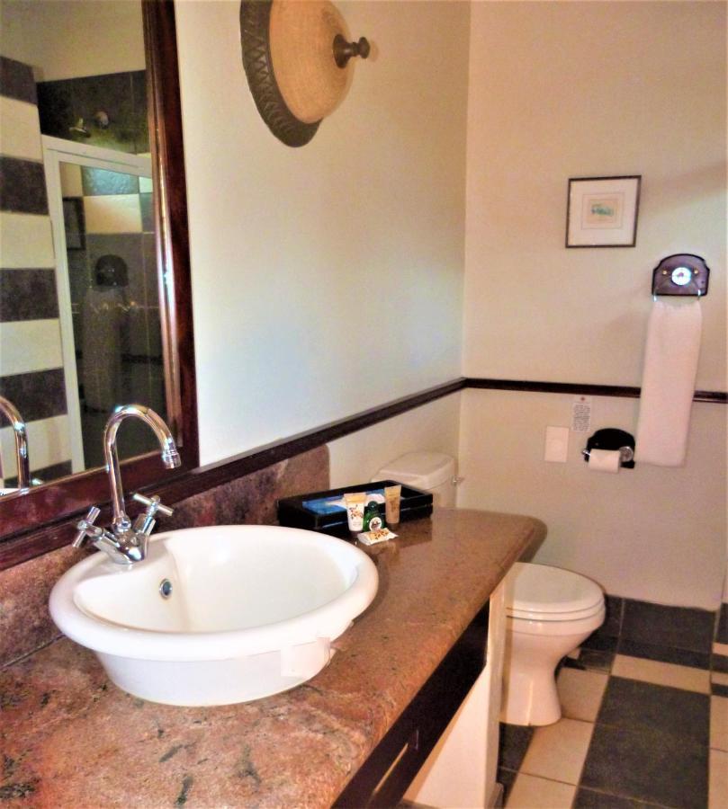 Sandford Park Country Hotel Bergville Bagian luar foto