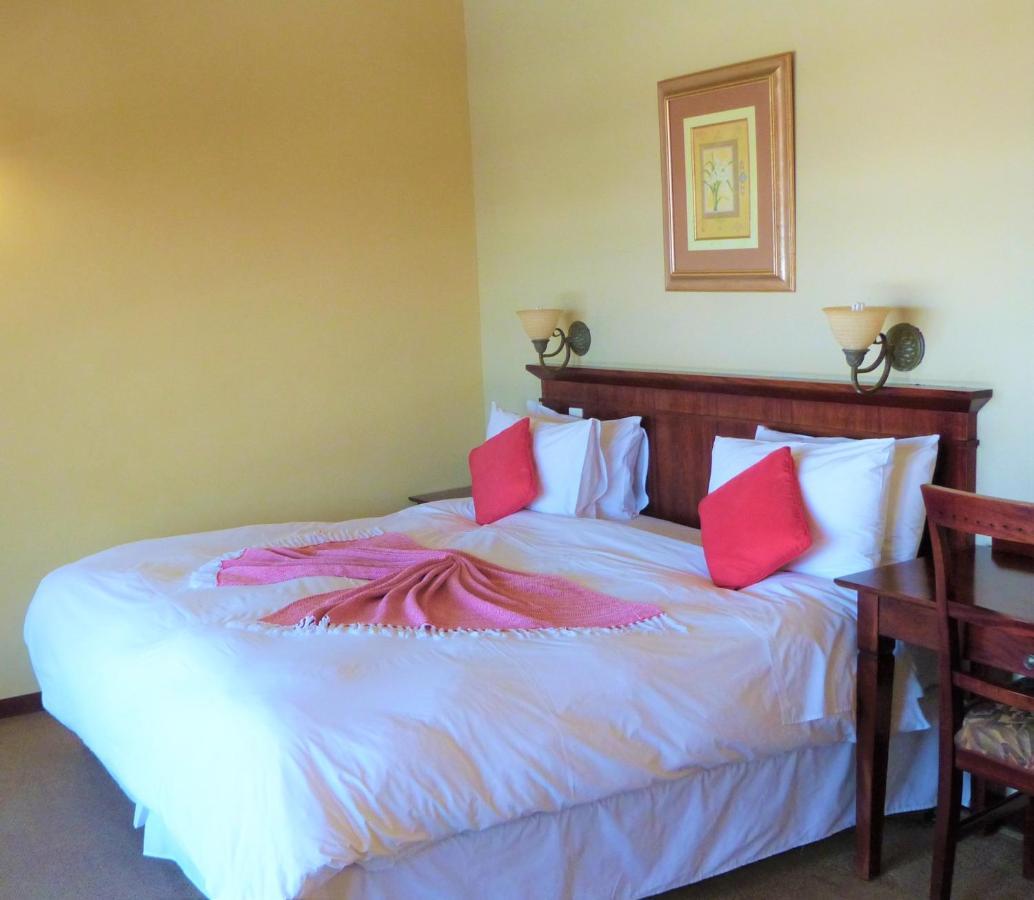 Sandford Park Country Hotel Bergville Bagian luar foto