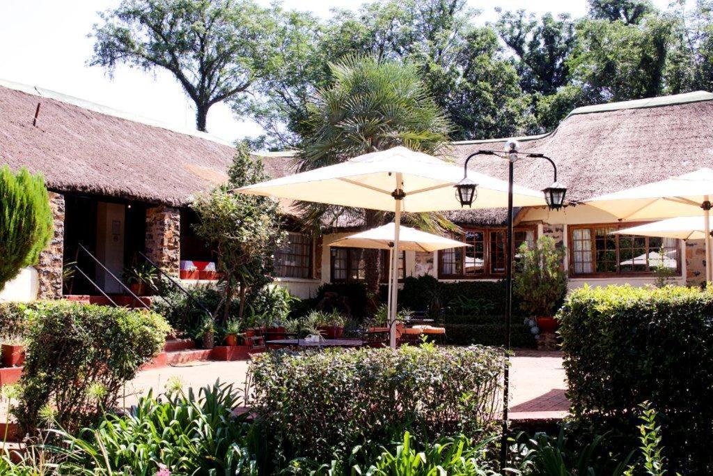 Sandford Park Country Hotel Bergville Bagian luar foto